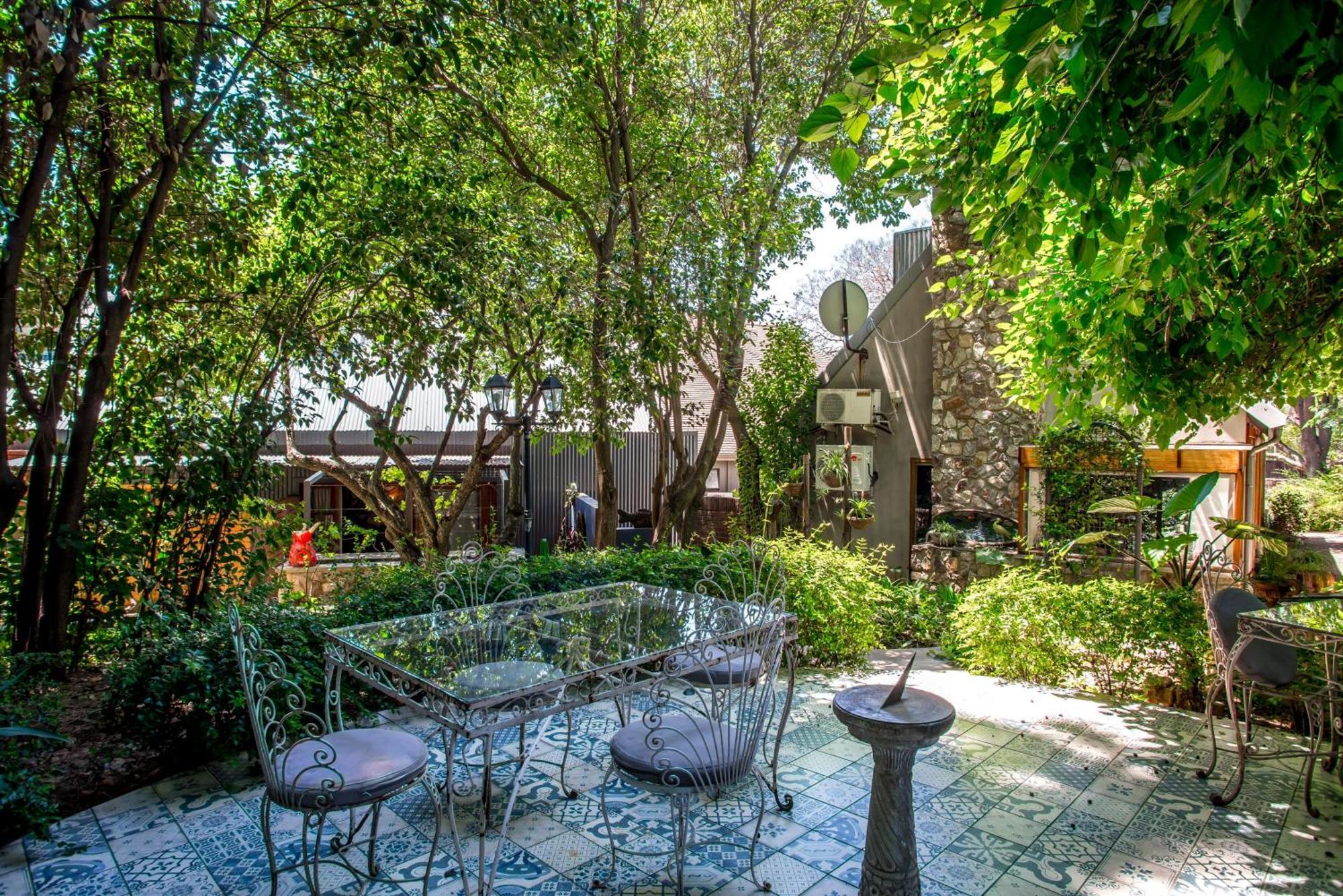 יוהנסבורג Festina Lente Guesthouse מראה חיצוני תמונה