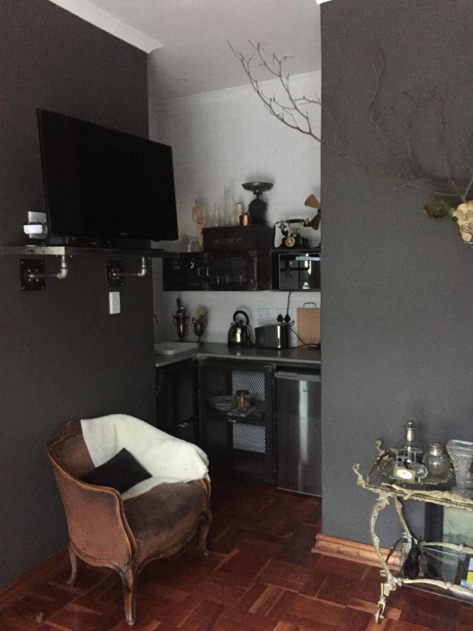יוהנסבורג Festina Lente Guesthouse מראה חיצוני תמונה